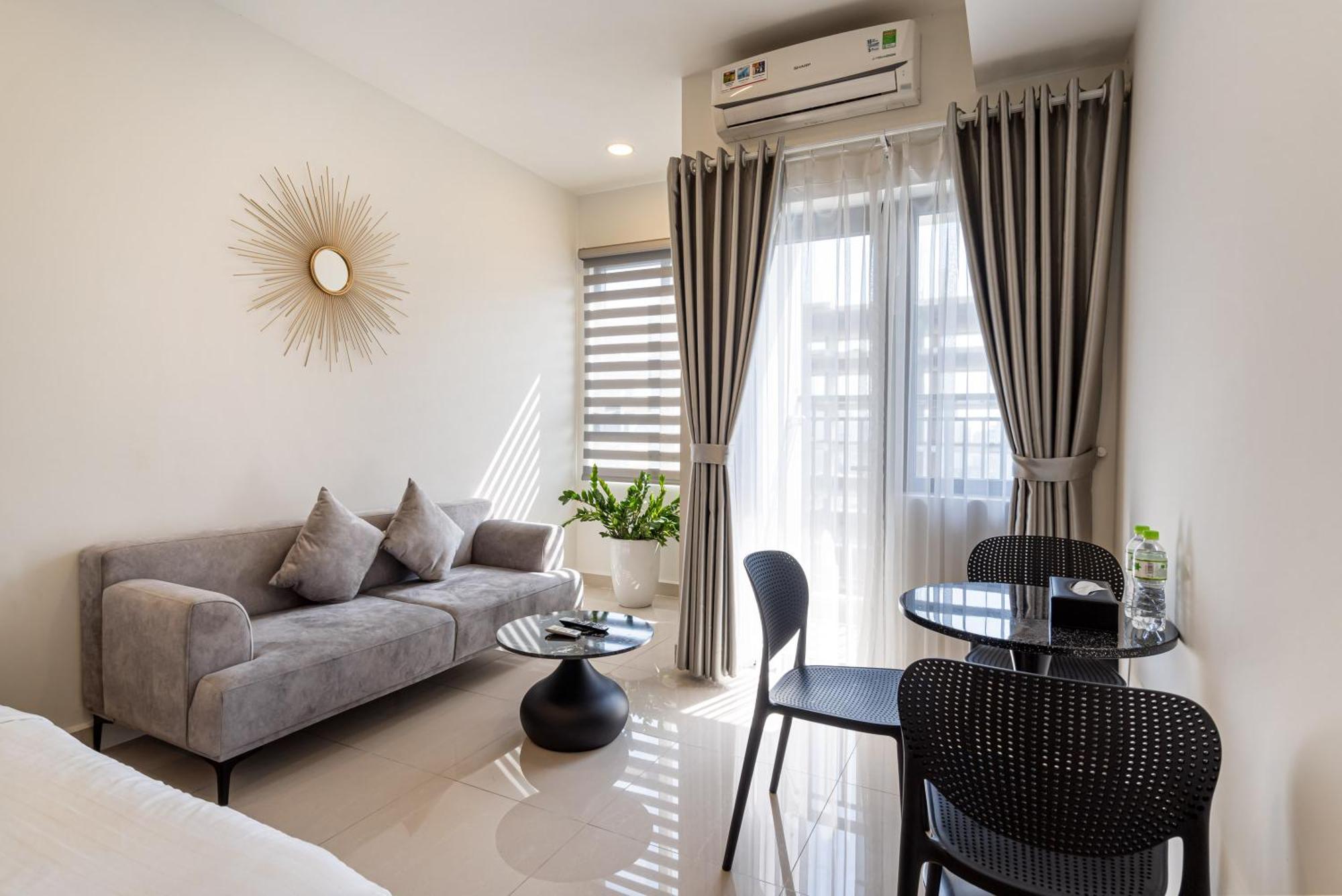 Otis - Soho District 1 - Near Bui Vien Căn hộ