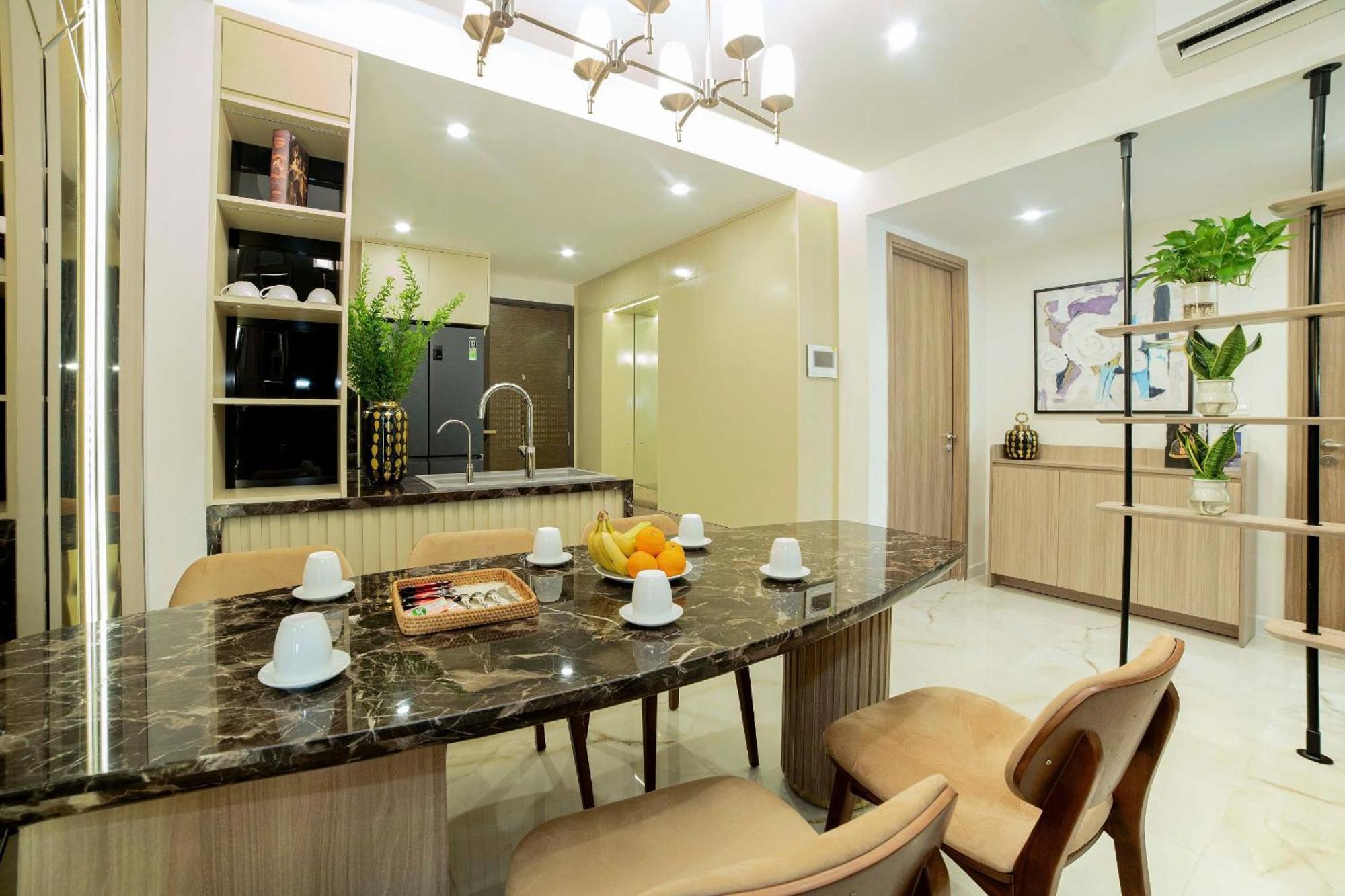 Otis - Soho District 1 - Near Bui Vien