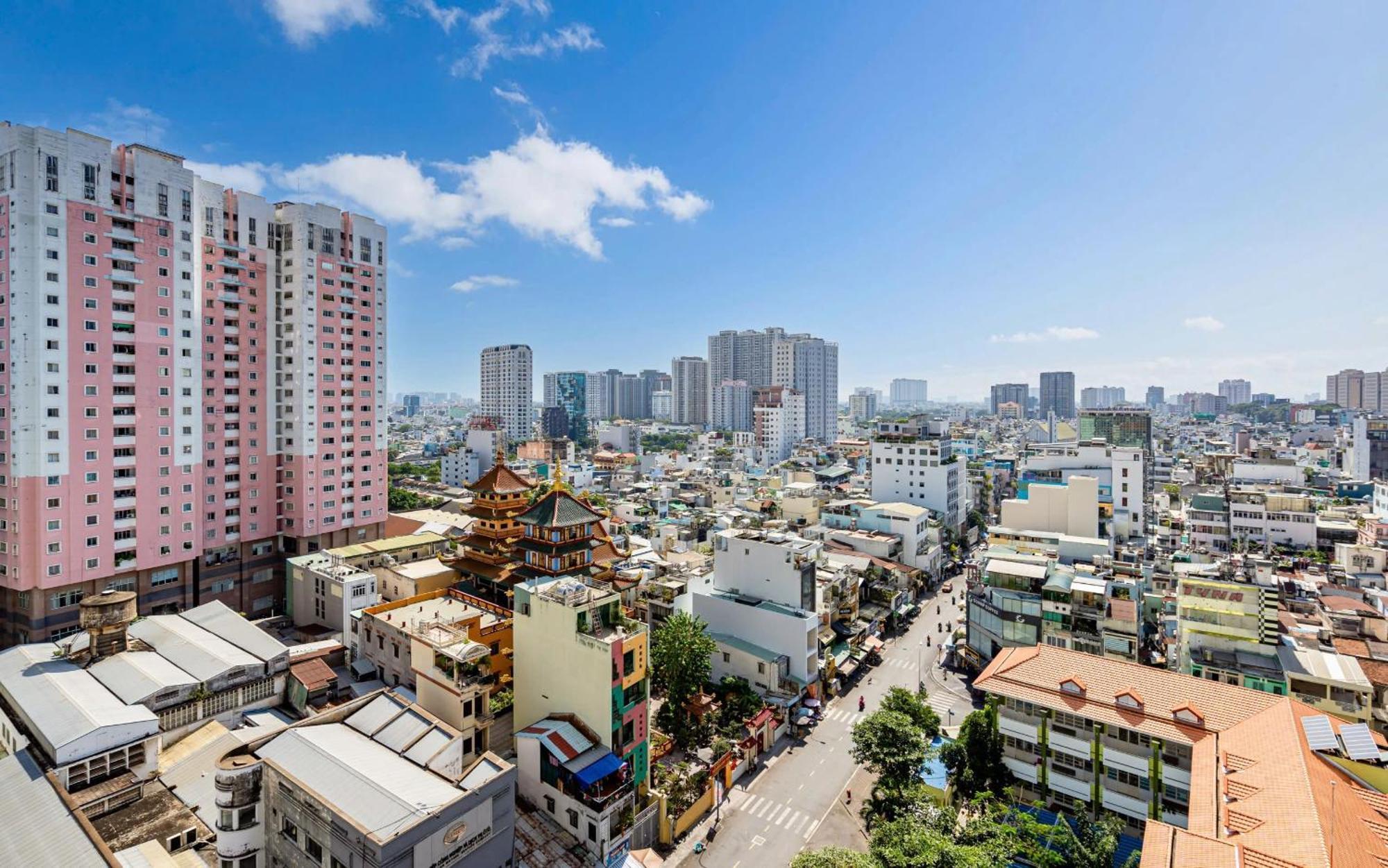 Otis - Soho District 1 - Near Bui Vien * TP. Hồ Chí Minh