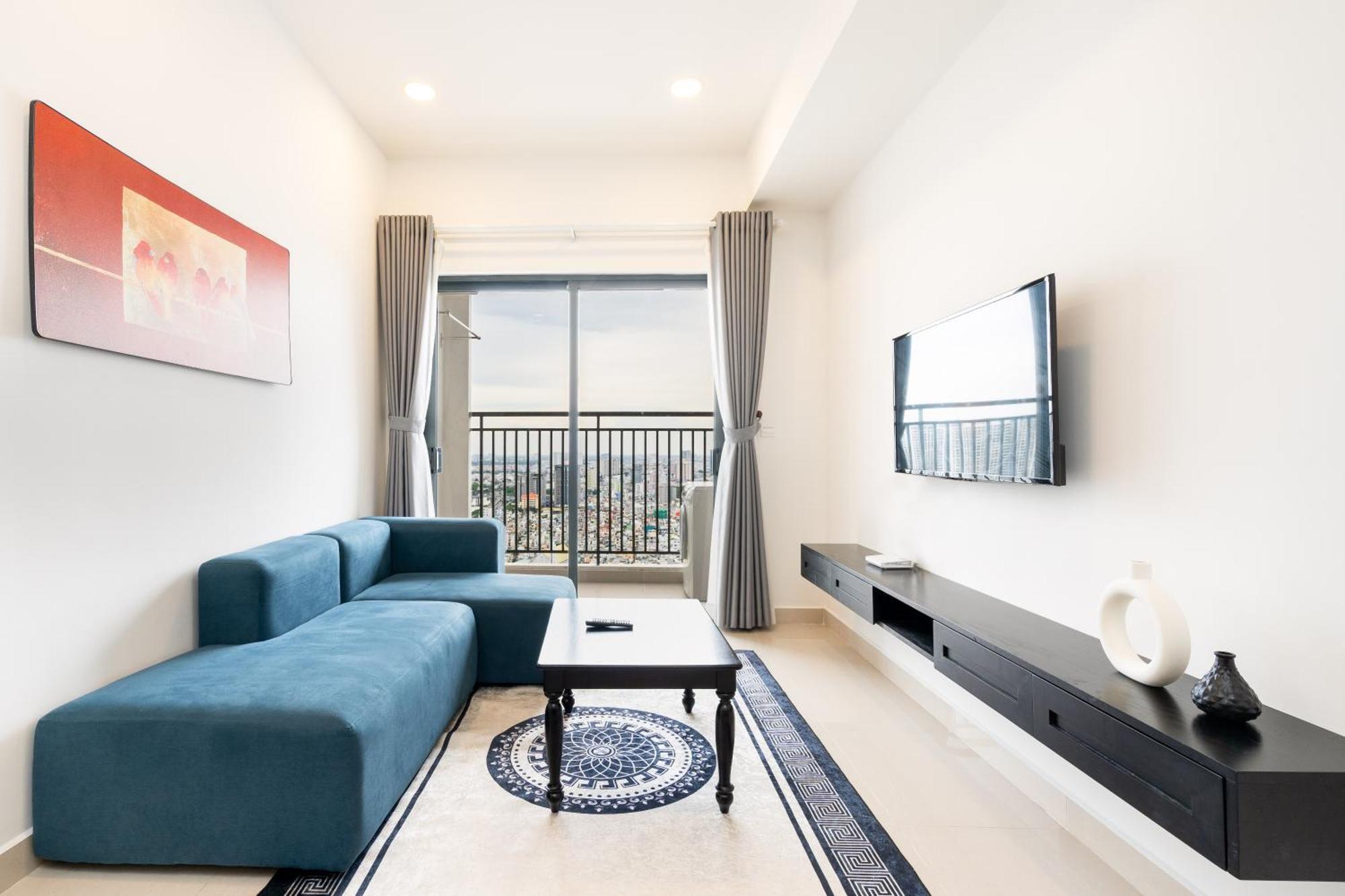 Otis - Soho District 1 - Near Bui Vien *