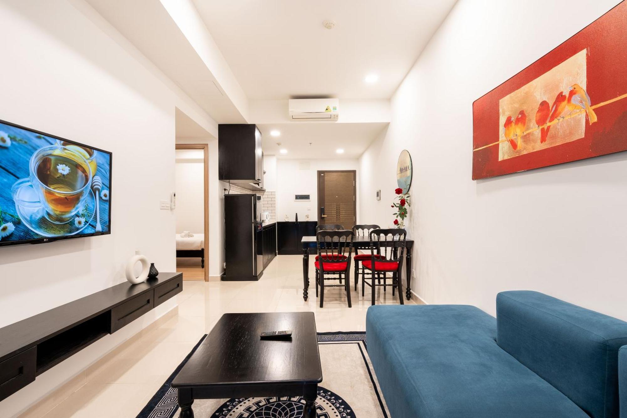 Otis - Soho District 1 - Near Bui Vien Apartment *