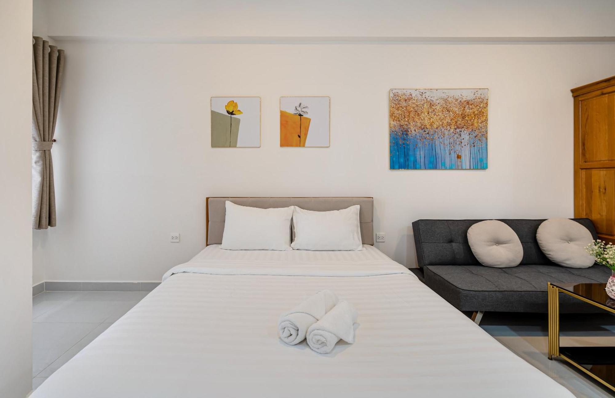 Otis - Soho District 1 - Near Bui Vien Apartment *